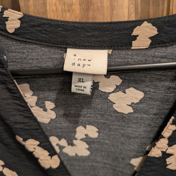 a new day Black and Cream Floral Long Sleeve Dress - Picture 3 of 4